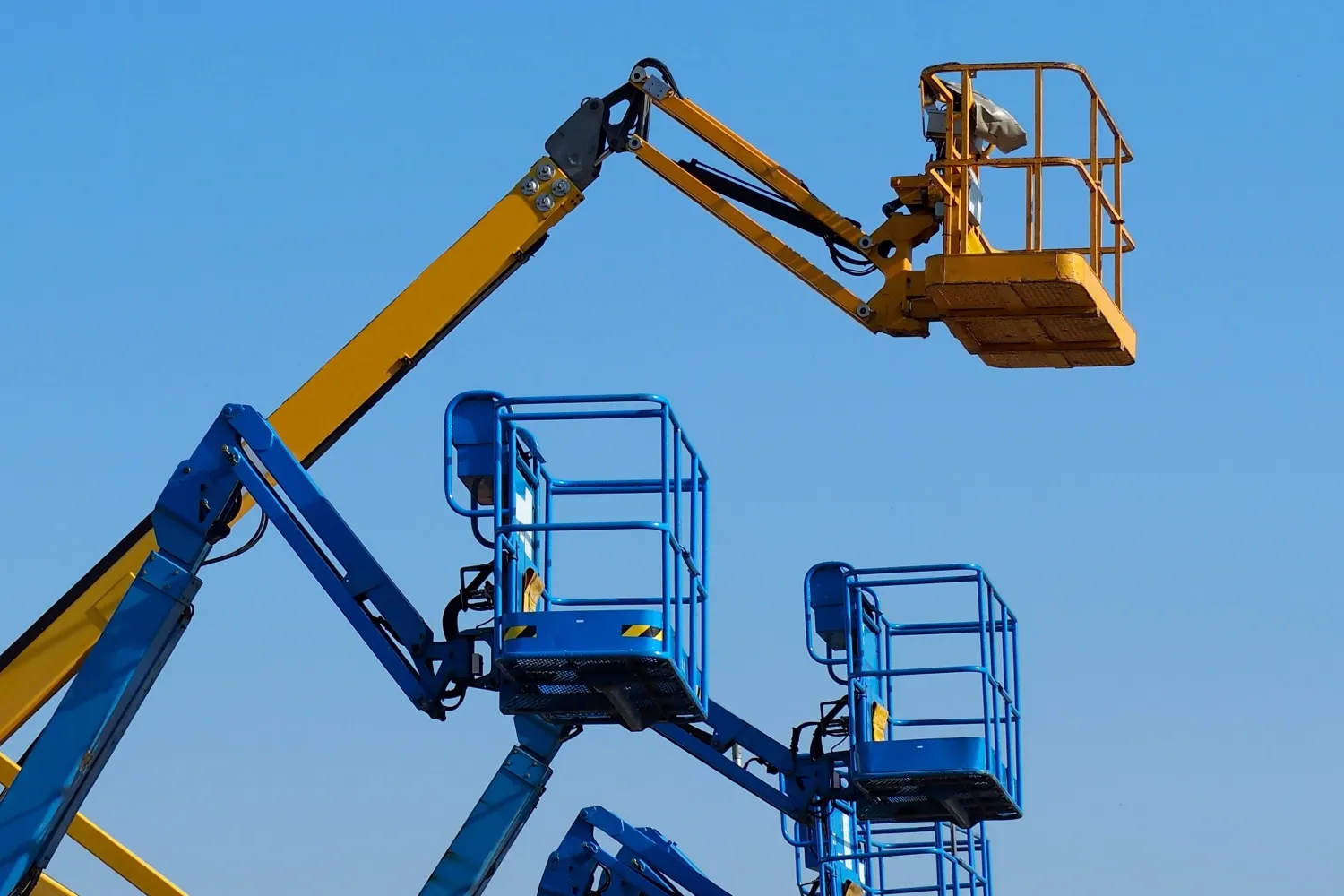 Aerial Work Platform Accidents: Worker Injuries & Liability Issues